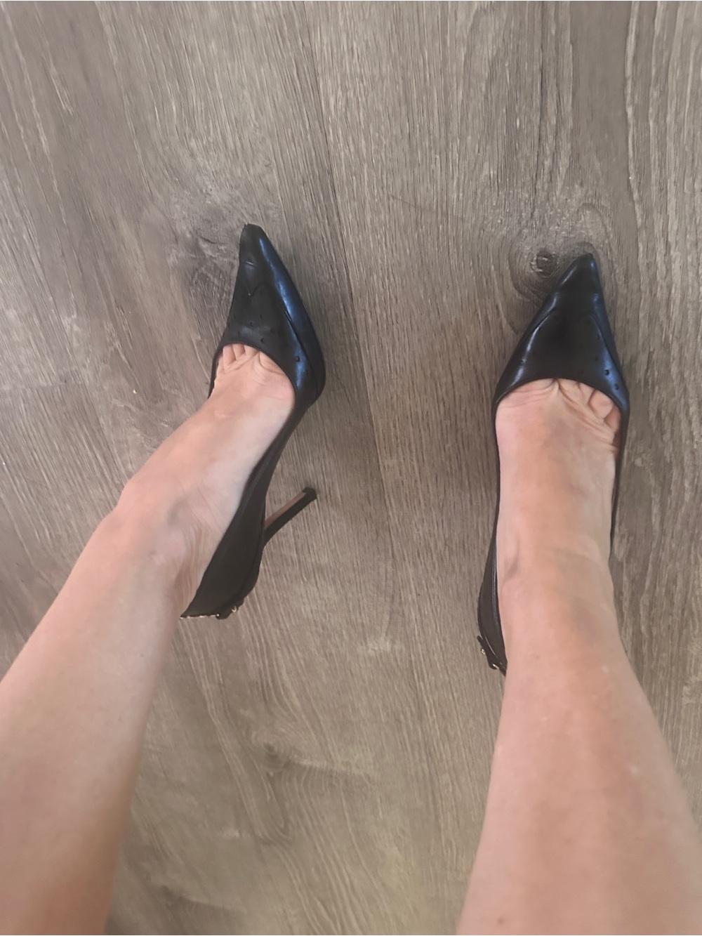 Gucci Black Pointed Toe High Heels with Silver double G - Picture 3 of 6